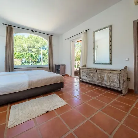 Villa Exclusive In Porroig San José